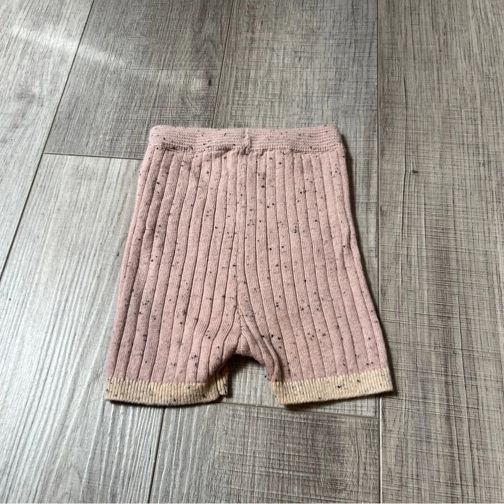 7 AM Grey Short Sleeve Top, Biker Shorts & Hat Set - Cozy Ribbed Knit 9-12 month